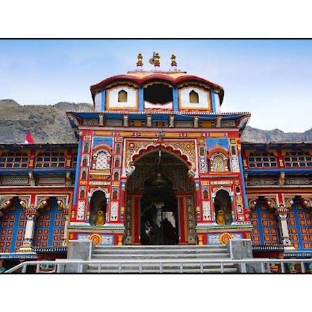 Hotel Kalash, Badrinath Exterior photo